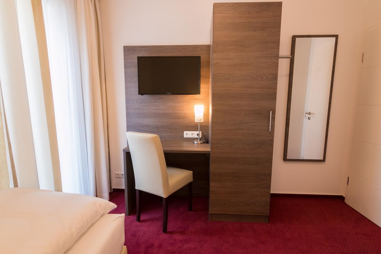 Hotel Restaurant Jaegerhof Kerpen  Luaran gambar